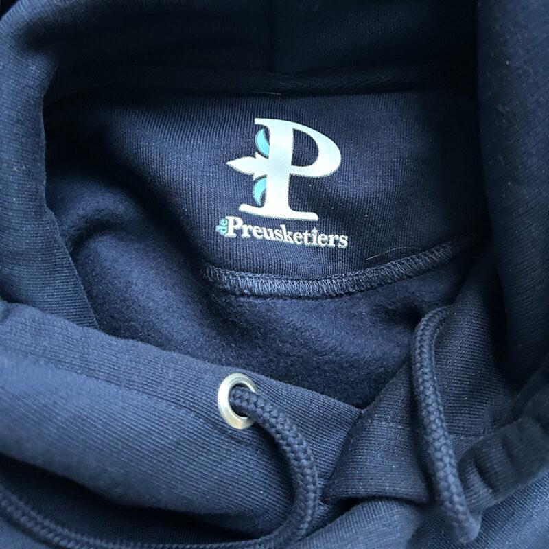 label hoodie - De Preusketiers